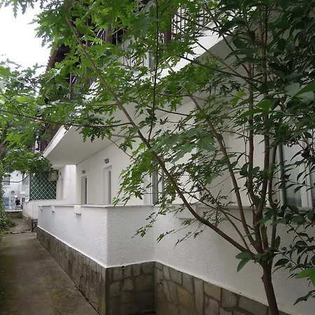 Apartment Alfabeta *
